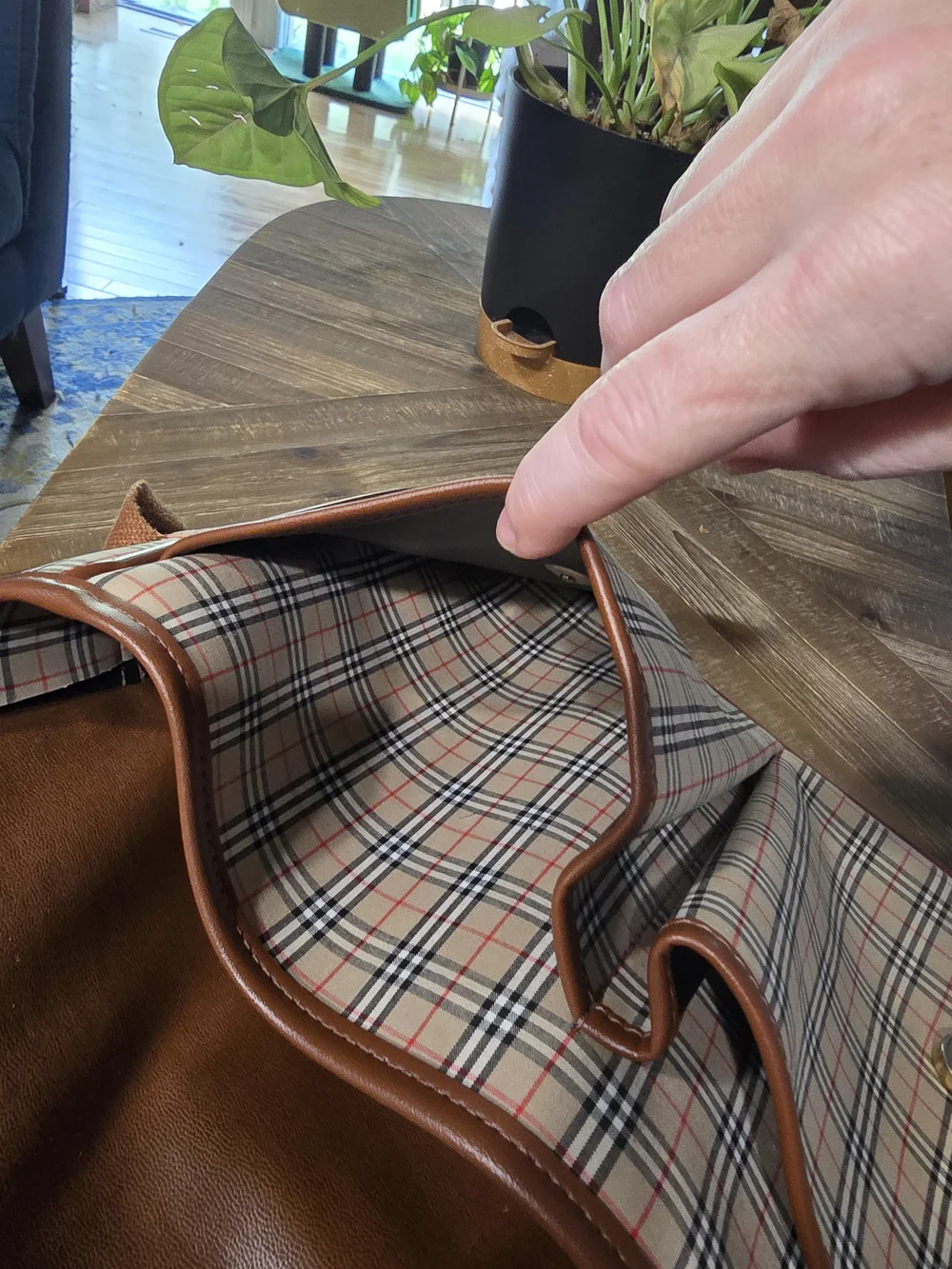 Vintage Burberry Nova Check Messenger Shoulder Bag with COA